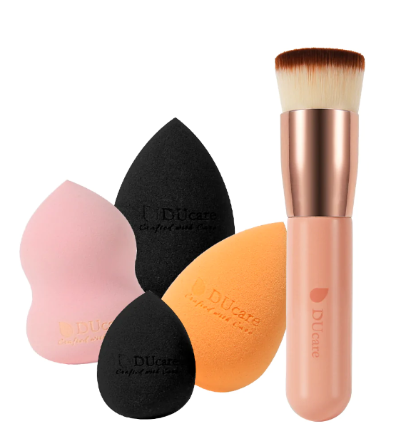 DUCARE SET DE BROCHA KABUKI Y ESPONJAS PARA MAQUILLAJE 4 + 1