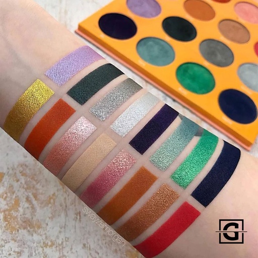 [857494007271] JUVIAS PALETA DE SOMBRAS THE MAGIC MINI